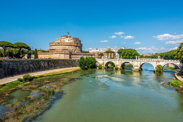 Sticker - Die Engelsbrücke, Aeliusbrücke, Ponte Sant’Angelo und Engelsburg am Tiber in Rom