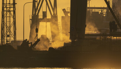 Wall Mural - Scenes from the work of the heavy shipbuilding industry