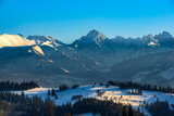 Fototapeta Na ścianę - view of the Tatra Mountains during a sunny afternoon
