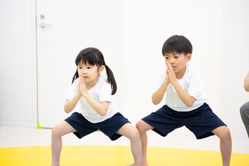 Poster - 運動をする子供たち