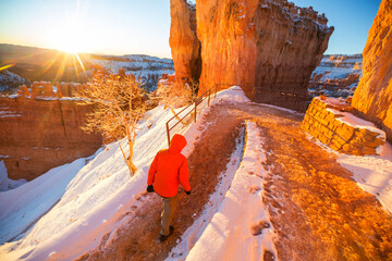 Canvas Print - Hike in winter Bryce