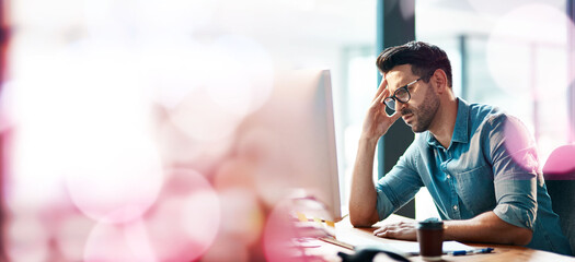 Aufkleber - Stress, headache and businessman on computer with banner, bokeh and mockup. Tired worker, burnout and pain on desktop pc with anxiety, fatigue and problem of mistake, mental health and mock up space