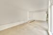 © ADDICTIVE STOCK - Spacious room interior with empty space