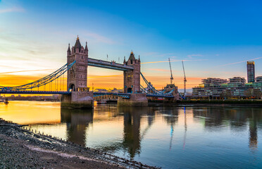 Sticker - Tower Bridge panorama at sunrise in London. England