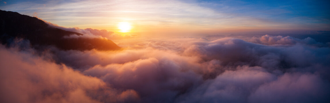 Fototapete - Beautiful sky over clouds at sunset time