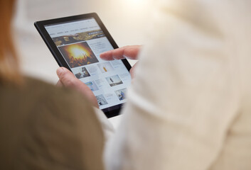 Canvas Print - Tablet, news and article with a business team reading headlines together in their office at work. Media, internet or research with a man and woman employee searching for information online