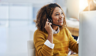 Aufkleber - Her display of care in customers is great business. Shot of a female agent working in a call centre.