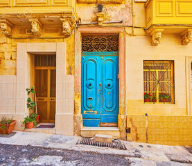 Wall Mural - The old blue door, Senglea, Malta