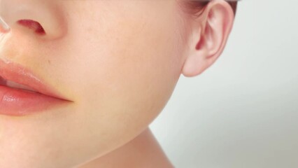 Wall Mural - Shows the flow of vitamins in skin care that protects the face in 3D._ep2