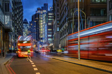 Naklejka na meble Dusk at the City of London, England, with street traffic light trails and illuminated skyscrapers