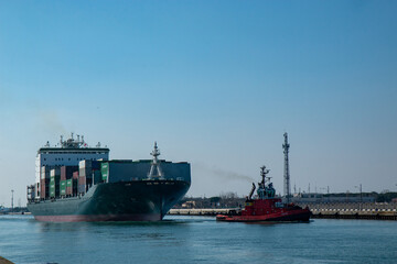 Wall Mural - marina di ravenna industrial port large ships for the transport of goods in containers