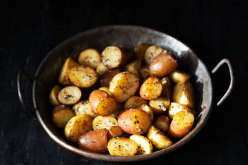 Wall Mural - herb roasted baby potatoes