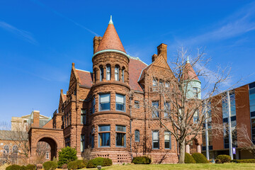 Sticker - Sunny view of the Samuel Cupples House of Saint Louis University