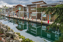Modern Floating Houses At North Vancouver Canada. Collection Of Floating Boathouses, View Of Design Houses