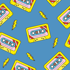 Poster - Seamless pattern with old fashioned cassette, doodle style flat vector