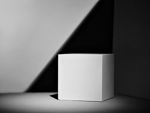 Fototapete - Gray concrete background for product presentation with square podium
