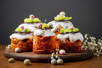 Sticker - Easter cake with chocolate eggs