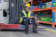 © Washburn - Store clerks inspect products, warehouses, industrial and logistics supply chains.