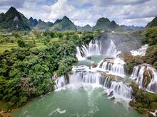 Ban Gioc Waterfall, Cao Bang Province, Vietnam - View Panorama Of Ban Gioc Waterfall On A Sunny Beautifull Day. This Is The Largest And Most Beautiful Waterfall In Southeast Asia.