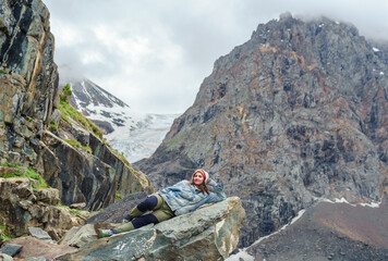 Wall Mural - hiker on the stone