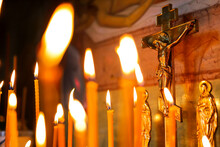 Panakhida, Funeral Liturgy In The Orthodox Church. Christians Light Candles In Front Of The Orthodox Cross With A Crucifix And Sacrificial Bread. Concept Of Orthodox Faith And Religion.