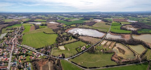 Fototapete - Vue aérienne des Dombes, Ain, Auvergne-Rhône-Alpes, France
