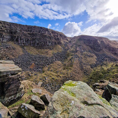 Canvas Print - National Park Peak District in UK, Near Ladybower reservoir, Alport Castle 2022.