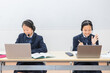 © buritora - パソコンを使って勉強する制服姿の小学生・中学生・高校生の子供（ICT教育・授業・生徒）