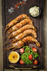 Wall Mural - grilled srhimps on the wooden board