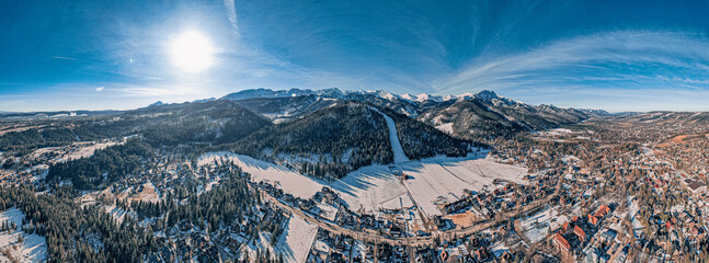 Fototapeta panorama, góry tatry zimą z lotu ptaka zakopane w polsce.