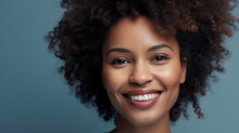 20代アフリカ系外国人女性の笑顔