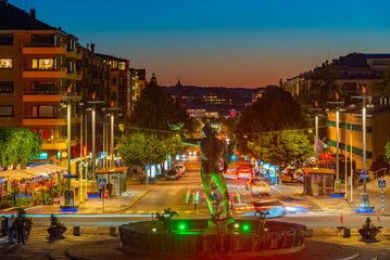 Poster - Sunset view of Kungsportsavenyen boulevard with Poseidon statue in Göteborg, Sweden