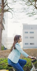 Canvas Print - woman commuting with bike