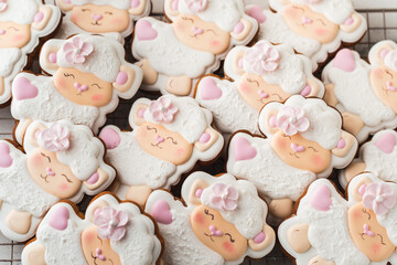 Canvas Print - Set of Easter gingerbread cookies with festive icing. Cute homemade cookies in the shape of sheep. Close-up. Top view