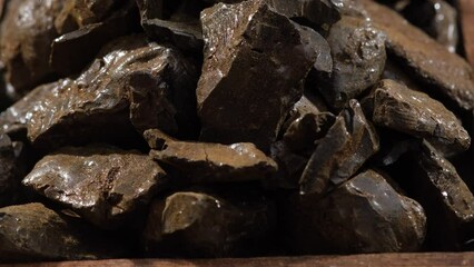 Canvas Print - Close-up angle of a pile of dried aloe vera. It helps to cool the liver, detoxify, facilitate and other benefits for health