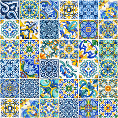 Watercolor traditional maiolica seamless pattern