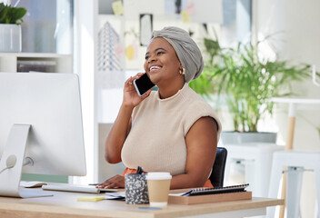 Aufkleber - Startup, business or happy black woman on a phone call talking, communication or speaking of ideas in office. Smile, laughing or funny mature African employee networking for a deal or negotiation