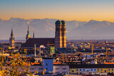 Fototapeta Sawanna - Famous Munich Skyline with Alps