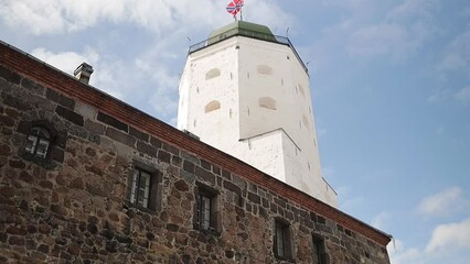 Aufkleber - stone walls with an ancient castle tower