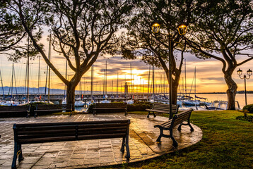 Wall Mural - old Town and port of Desenzano at the Lago di Garda