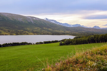 Canvas Print - Lake Aangardsvatnet, Norway