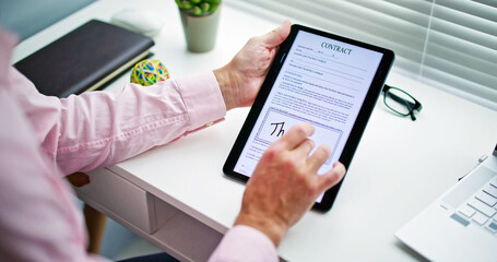 Poster - Digital Signature On Contract Document Online