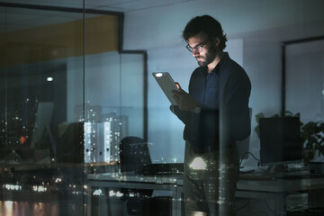 Aufkleber - Night, news or businessman with tablet in office to search digital technology, data analytics or global media. City view, entrepreneur or focused person typing on iot dashboard or networking online