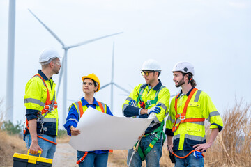 Aufkleber - Engineer working at renewable energy farm,Inspector controlling functioning of wind turbines outdoors.