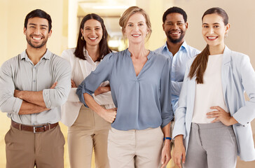 Aufkleber - Be willing to work harder and give more than anyone else. Portrait of a diverse group of businesspeople standing together in an office.