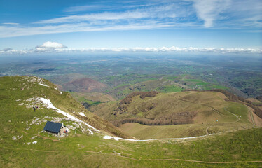 Canvas Print - La cabane du Couret vue par drone, Germs sur l'Oussouet, Hautes-Pyrénées en Occitanie