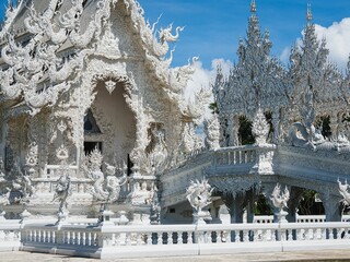 Canvas Print - Beautiful Wat Rong Khun White Temple in Chiang Rai, Thailand