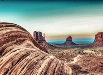 Sticker - Beautiful sunset over the West, Mitten and East Butte in Monument Valley. Utah, USA.