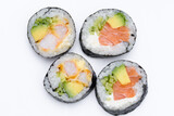 Fototapeta  - Izolowane Sushi futomaki na białym tle