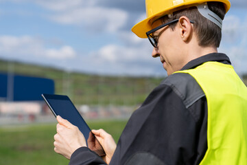 Poster - Engineer with digital tablet computer